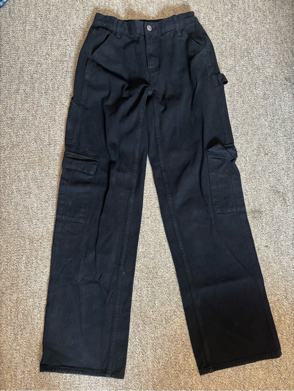 Womenโs Playboy by Pacsun Black Cargo Pants - Durable Straight Fit